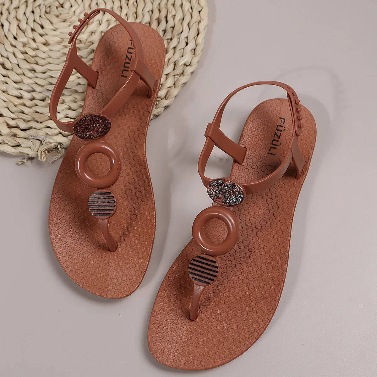 Women Sandals 2026 Summer Flat Shoes Female Bohemian Flip Flops Ladies Vacation Beach Sandales Girls Street Footwear