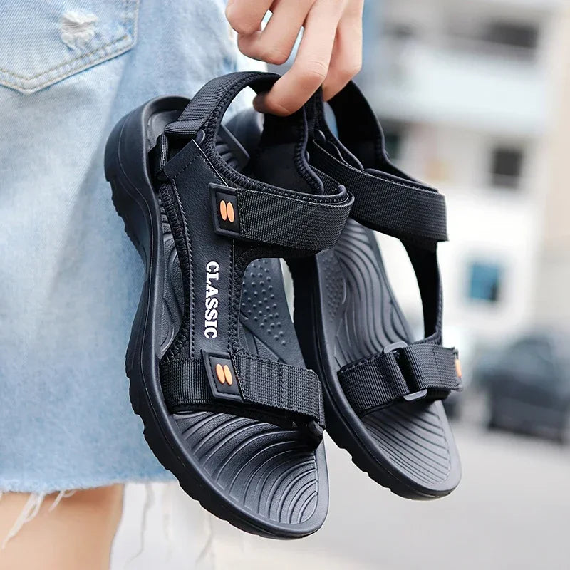 2025 New Men Sandals Summer Leisure Beach Holiday Sandals Men Shoes Outdoor Sneakers Male Retro Comfortable Casual Sandals Men