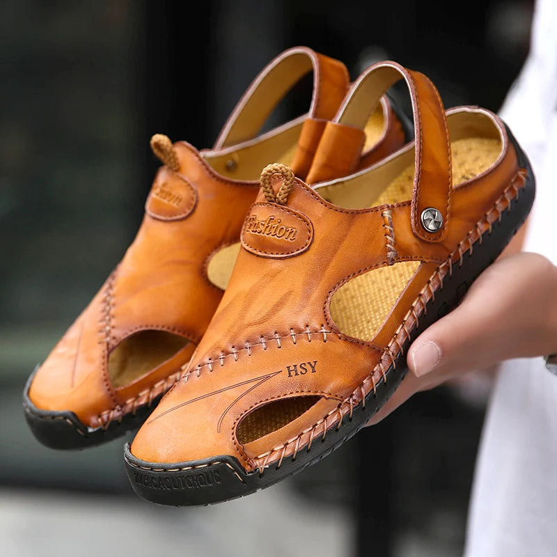 Sandals Man Summer 2026 Leather Slides Breathable Rome Male Outdoor Beach Platform Slippers Soft Hot Sale Men Flat Sandals