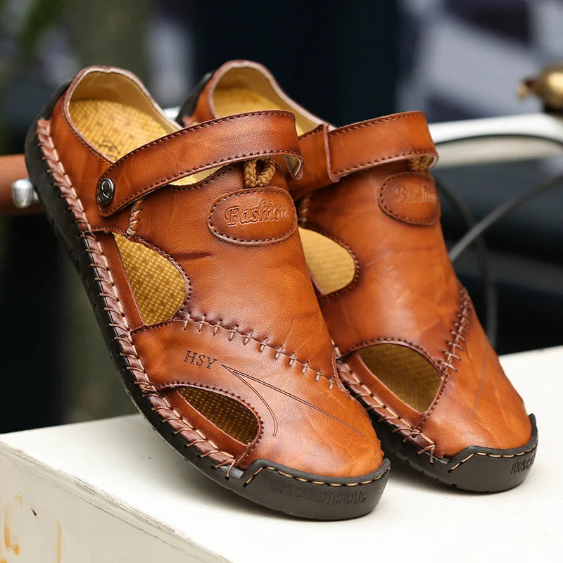 Sandals Man Summer 2026 Leather Slides Breathable Rome Male Outdoor Beach Platform Slippers Soft Hot Sale Men Flat Sandals