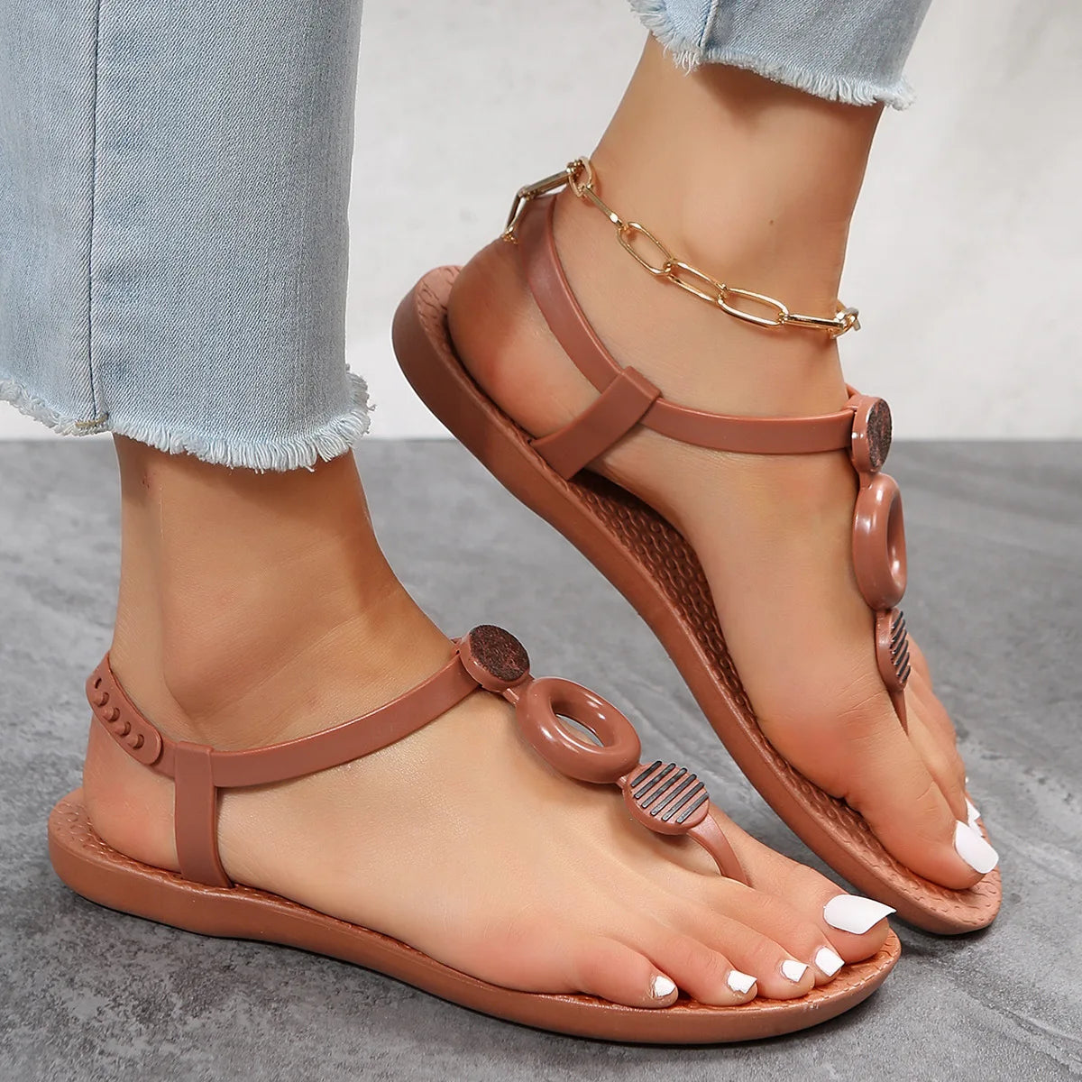 Women Sandals 2026 Summer Flat Shoes Female Bohemian Flip Flops Ladies Vacation Beach Sandales Girls Street Footwear