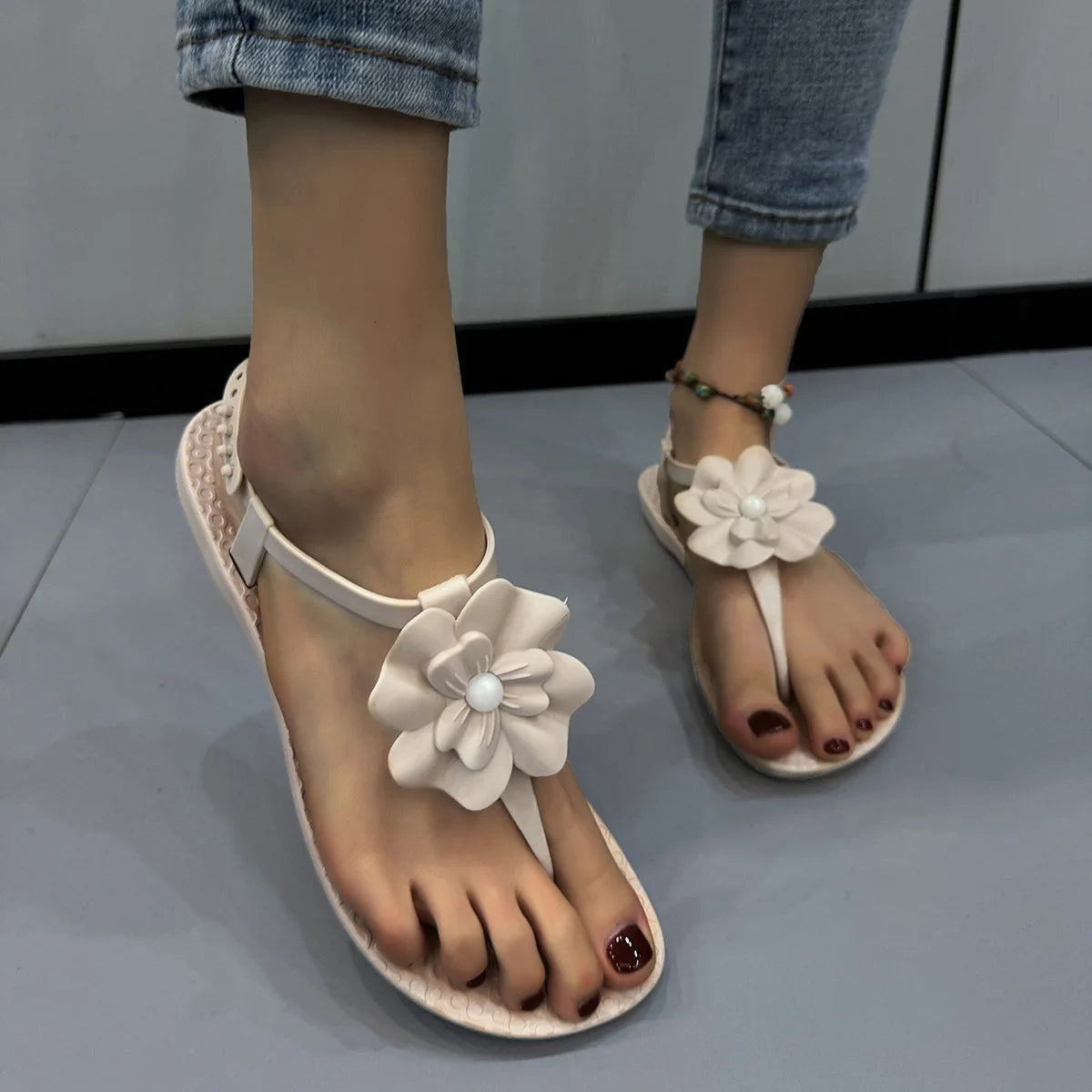 Women Sandals 2026 Summer Flat Shoes Female Bohemian Flip Flops Ladies Vacation Beach Sandales Girls Street Footwear