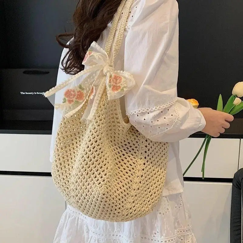 Beach Tote Bag Woven Large Capacity Designed for Women's Shoulder Comfort and Style